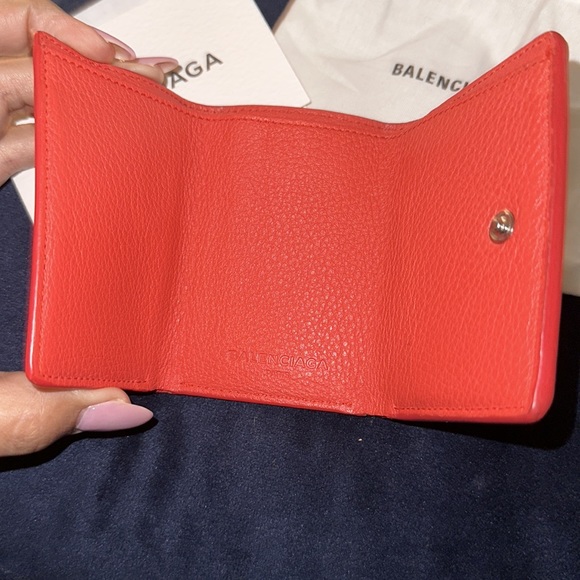 Balenciaga trifold wallet GUC with COA - Picture 6 of 8